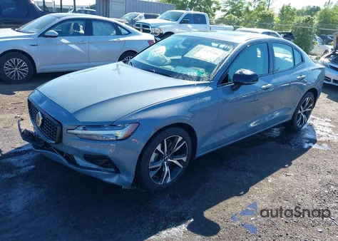 2024 Volvo S60 B5 Plus Dark Theme from USA, damaged, VIN 7JRL12FL5RG287493